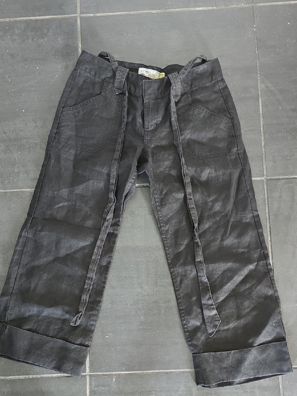 Old Navy Black Casual Linen-Blend Wide Leg Capri Pants with Waist Ties
